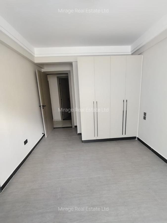 3 Bed Apartment with Gym in Kilimani - 8