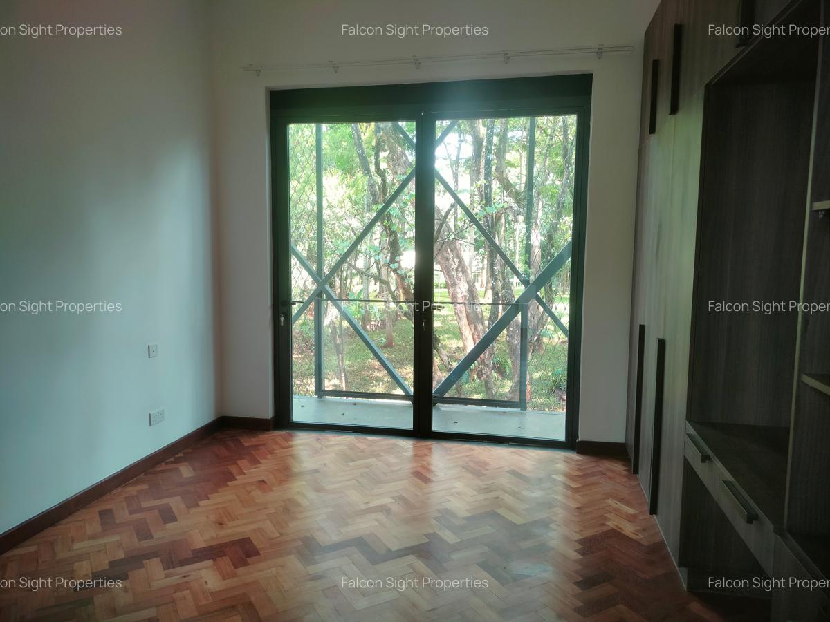4 Bed Townhouse with Garden at Easy Access To Peponi Road And Few Minutes Drive To Gigiri Un Headquarters - 11
