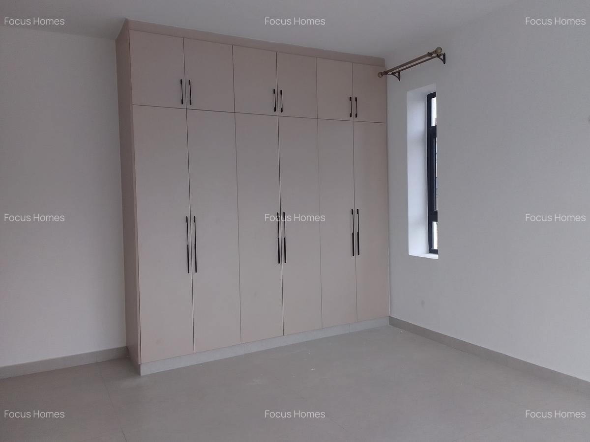 3 Bed Apartment with En Suite in Westlands Area - 4