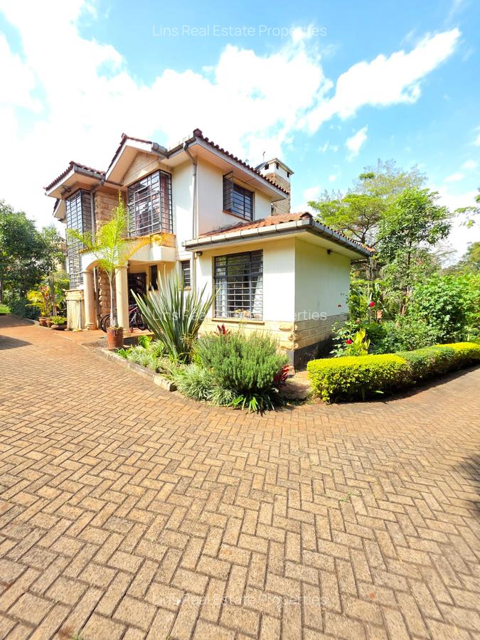 4 Bed Townhouse with En Suite in Rosslyn - 4