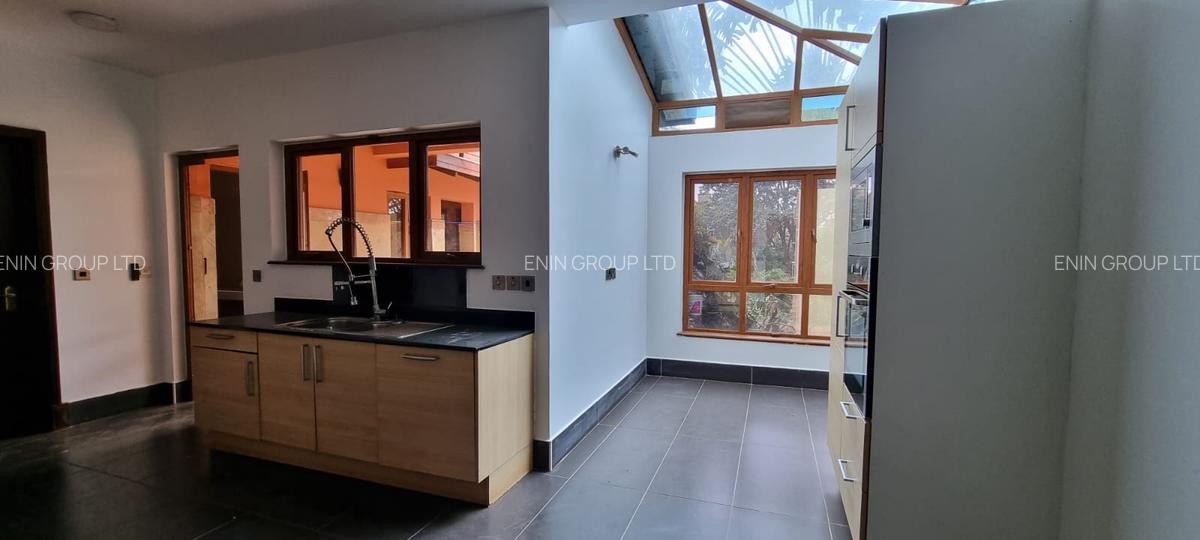 3 Bed Townhouse with En Suite at Kitisuru Rd - 6