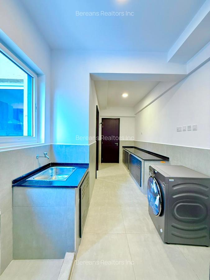 Serviced 2 Bed Apartment with En Suite in Westlands Area - 9