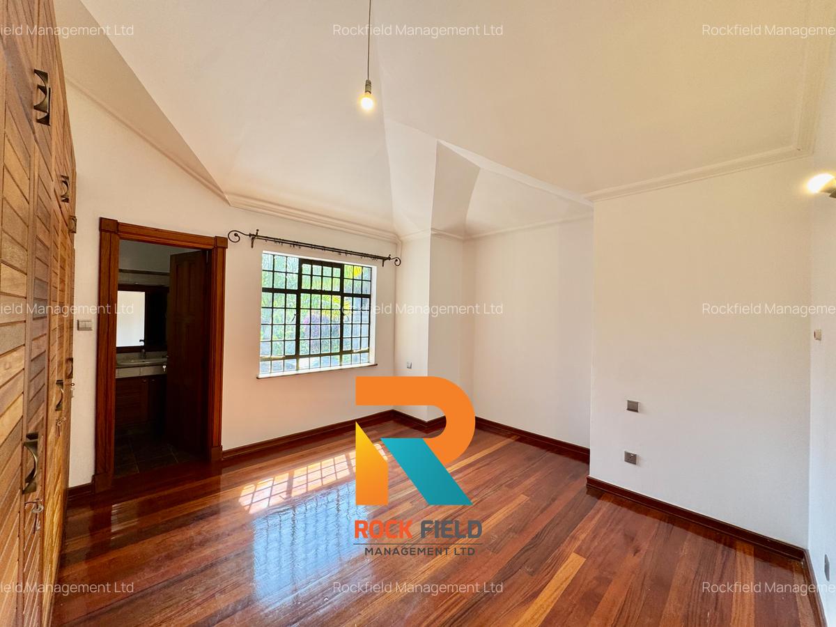 4 Bed Townhouse with En Suite at Peponi Road - 19