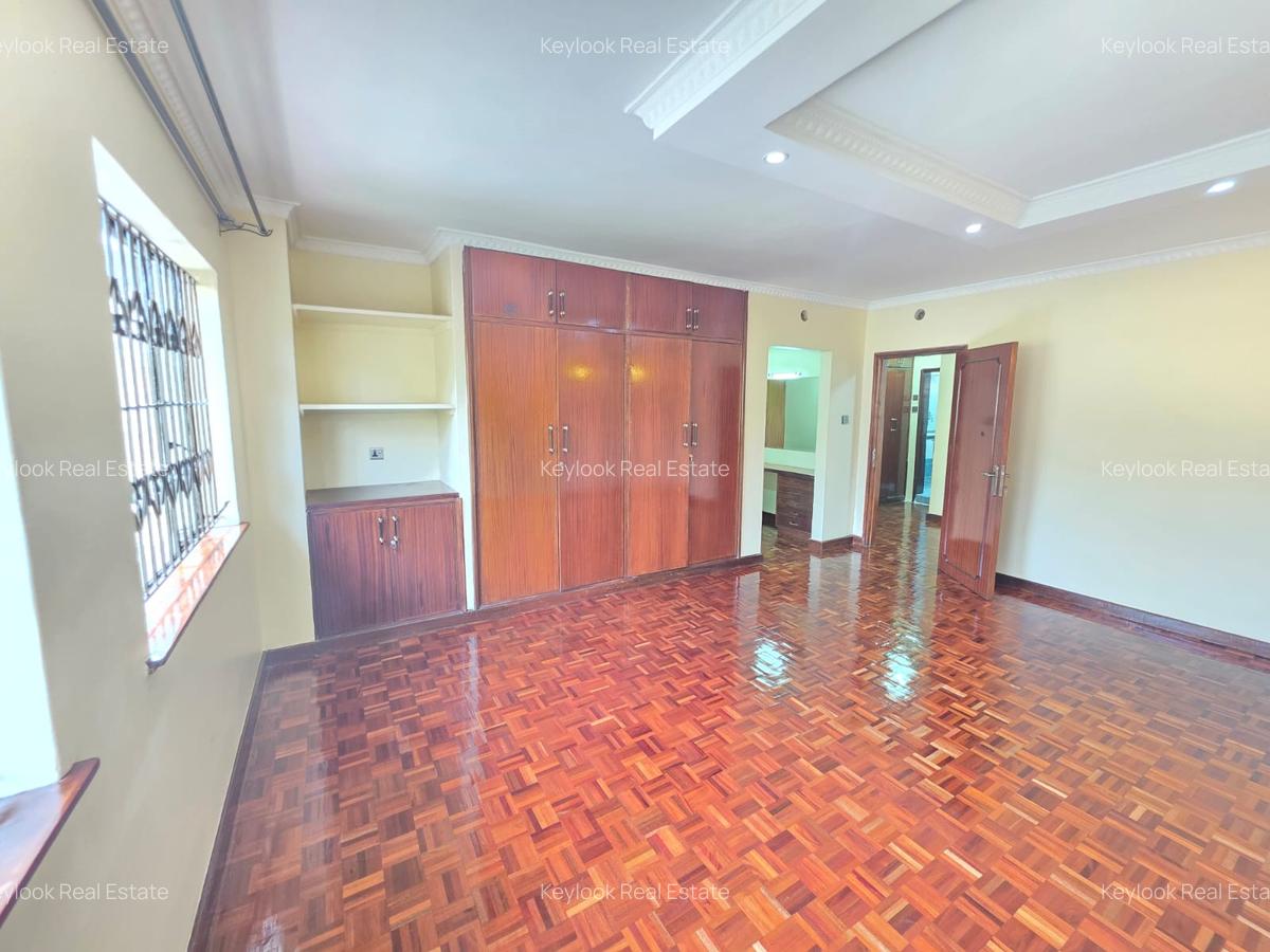 4 Bed Townhouse with En Suite at Riara Road - 4
