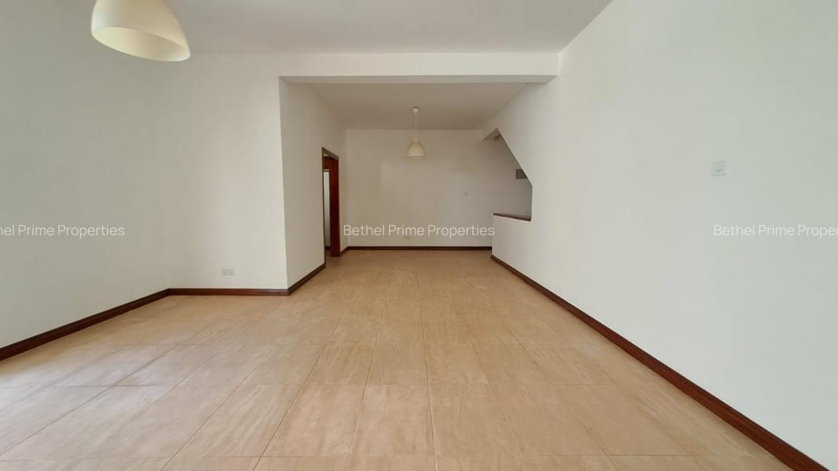 4 Bed Townhouse with En Suite in Spring Valley - 5