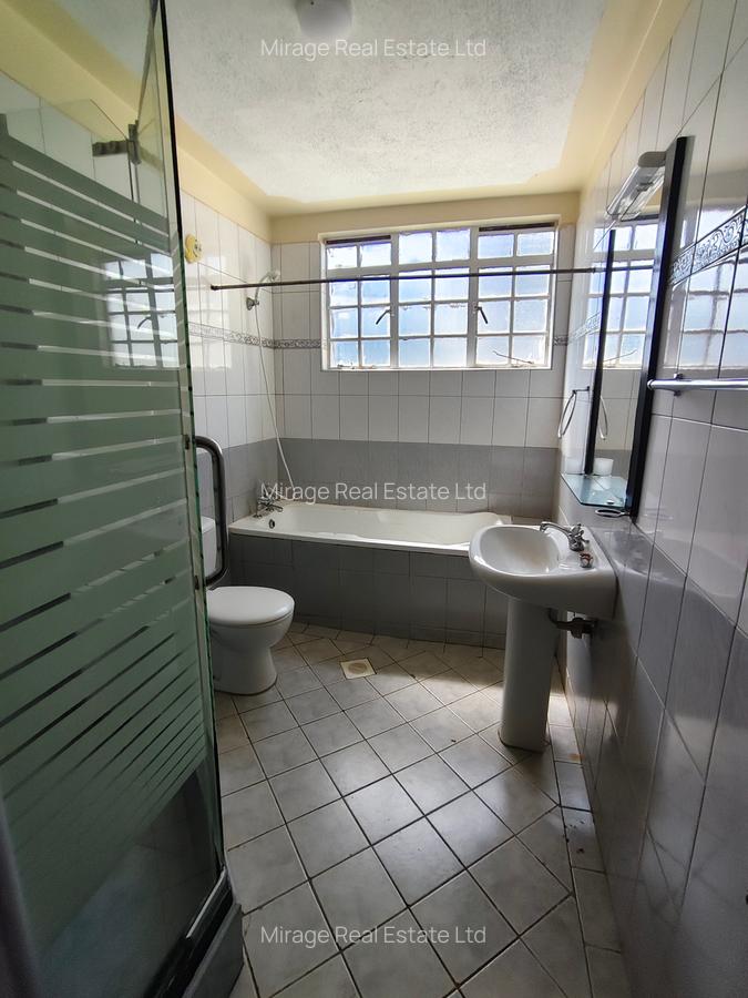 4 Bed Apartment with Parking in Kileleshwa - 16