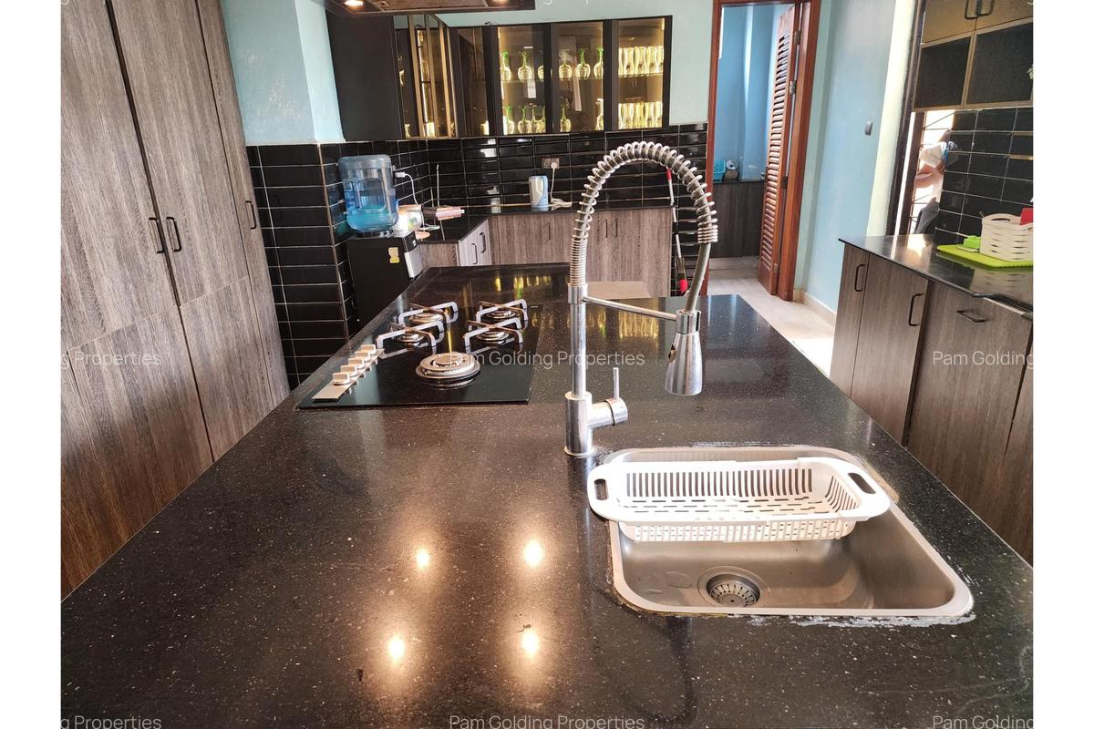 5 Bed House with En Suite at Kiambu Road - 7