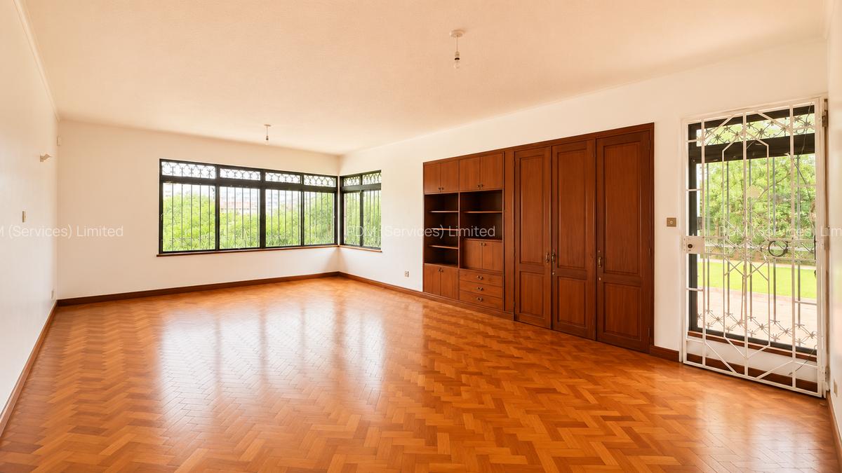 Commercial Property with Backup Generator in Muthaiga - 11