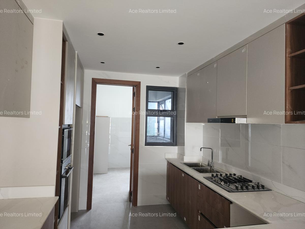 Serviced 2 Bed Apartment with En Suite at Westlands - 3
