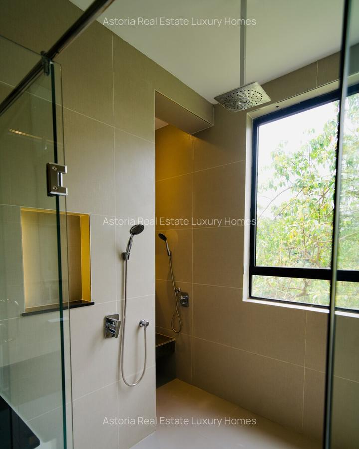 6 Bed Villa with En Suite at 2026-183 6 Bed - 11