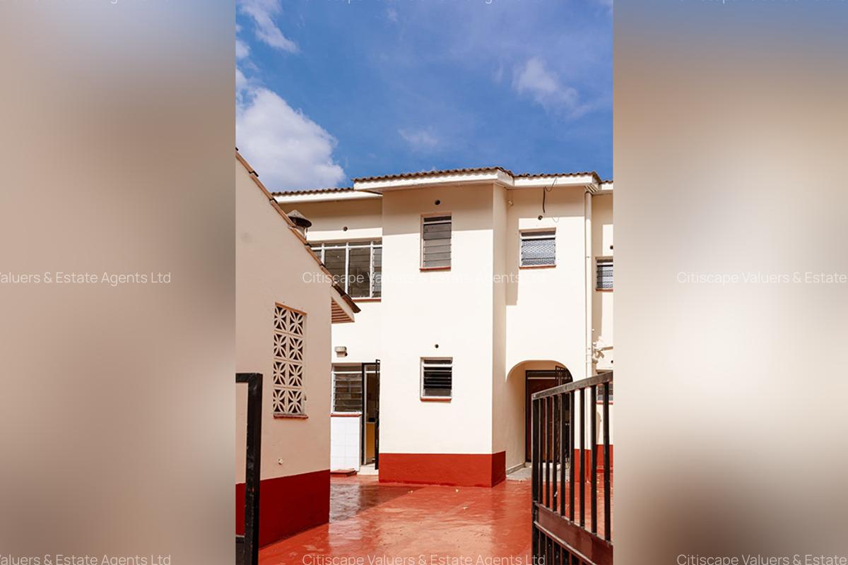 3 Bed House with En Suite in Embakasi - 11