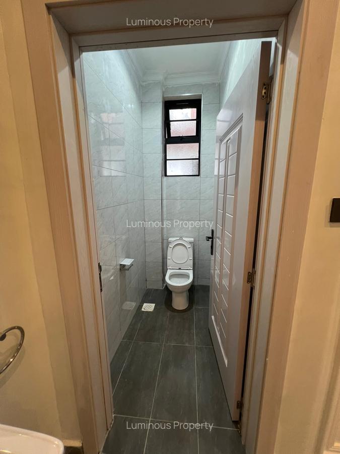 4 Bed House with En Suite at Membley - 6