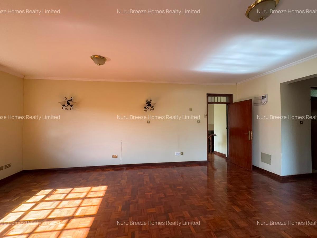 4 Bed Townhouse with En Suite in Kitisuru - 6