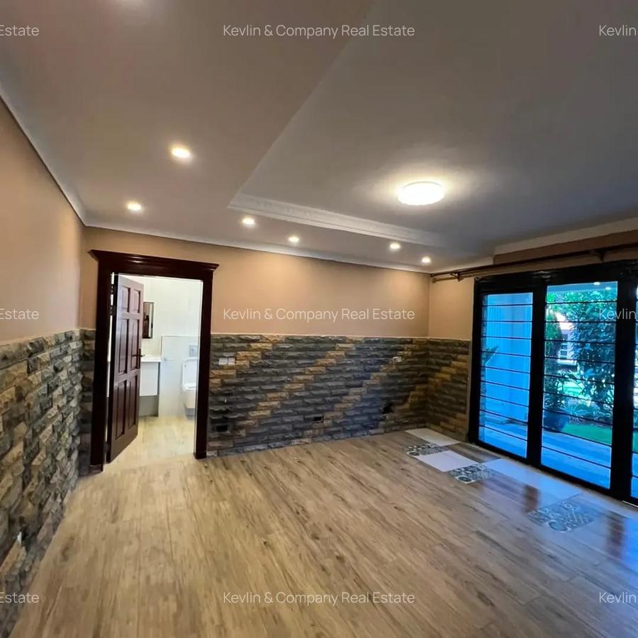 6 Bed Villa with En Suite in Runda - 13