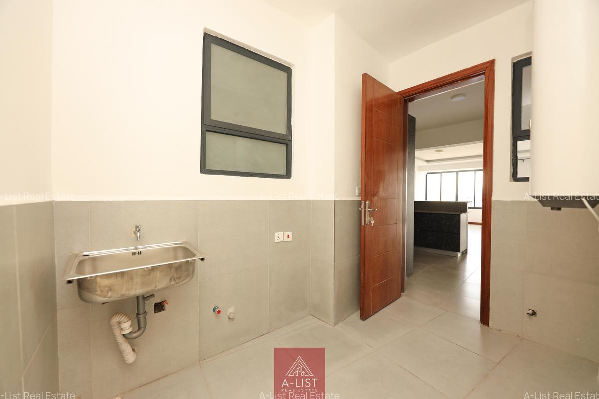 2 Bed Apartment with En Suite at Marcus Garvey Road - 11
