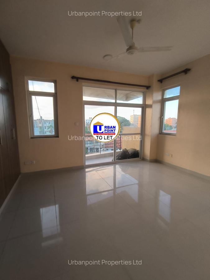 Serviced 3 Bed Apartment with En Suite in Mkomani - 5