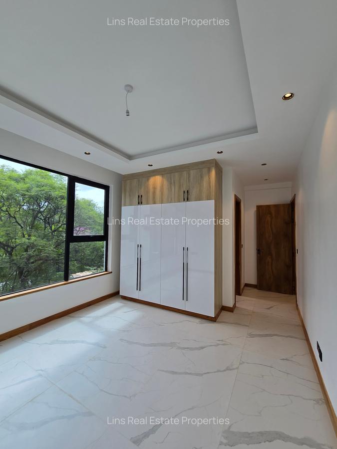 2 Bed Apartment with En Suite in Spring Valley - 17