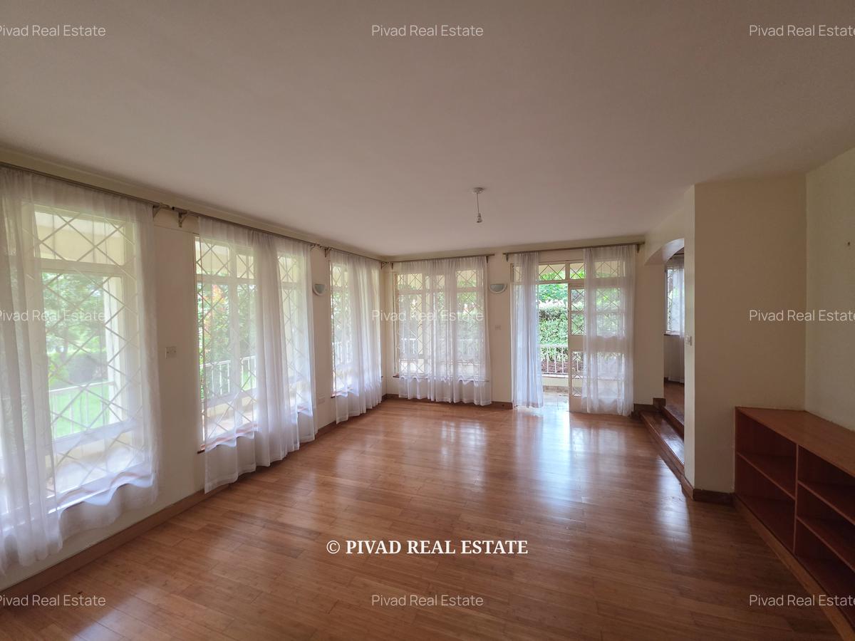 4 Bed House with Garden in Runda - 6