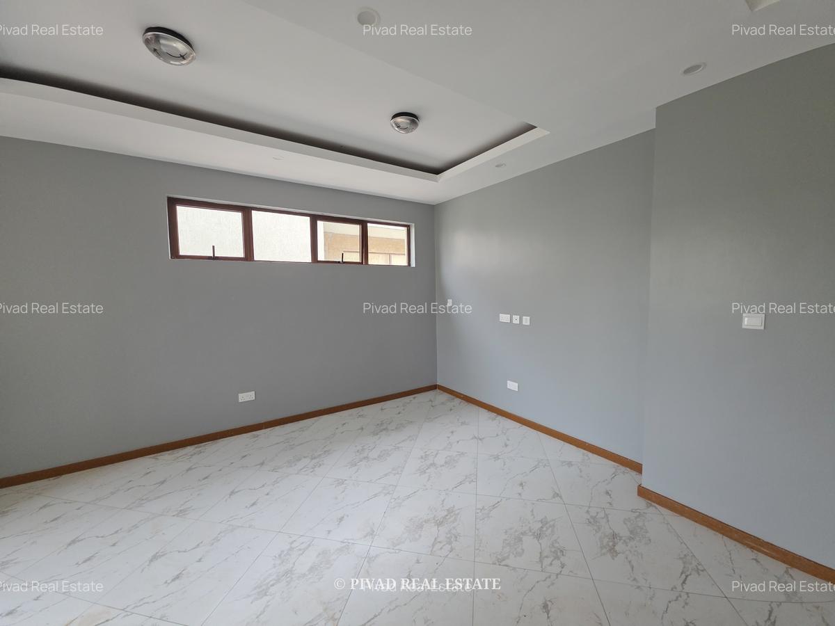 4 Bed Townhouse with Swimming Pool in Runda - 4
