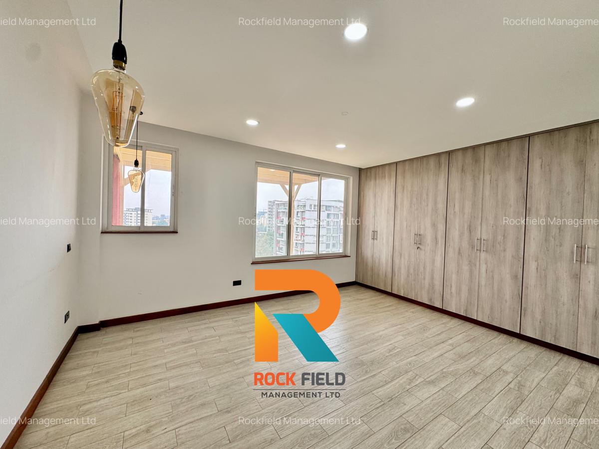 4 Bed Apartment with En Suite in General Mathenge - 17