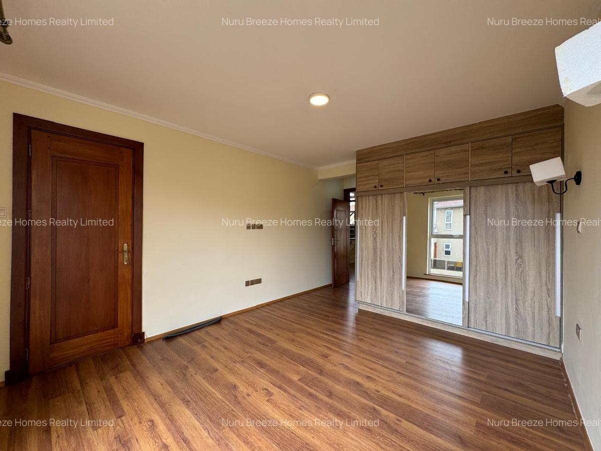 4 Bed Townhouse with En Suite in Kiambu Road - 7