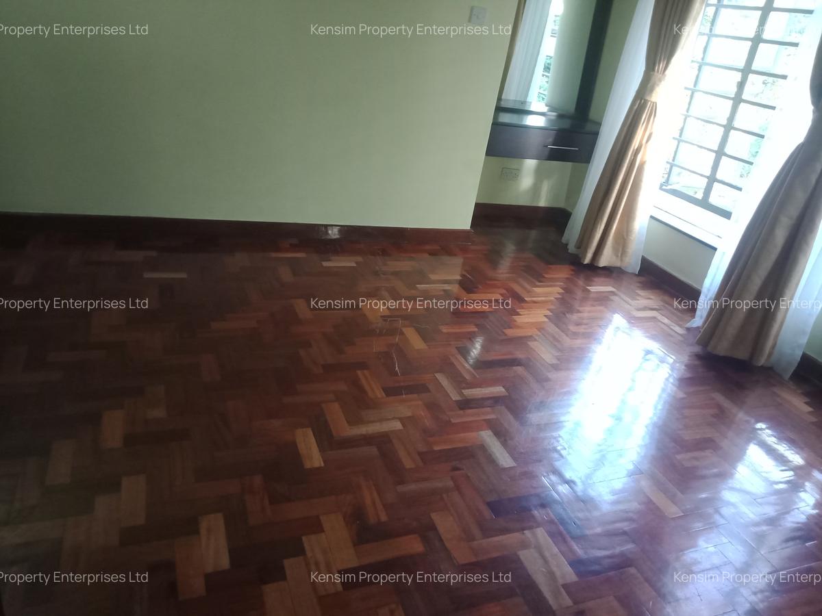 5 Bed Townhouse with En Suite in Kitisuru - 10
