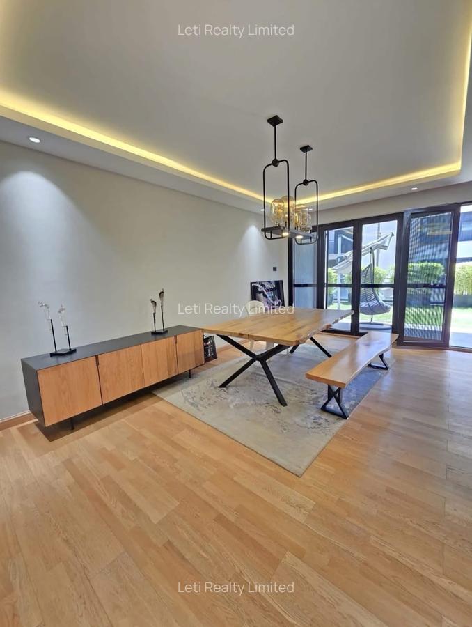 5 Bed Townhouse with En Suite in Lavington - 4