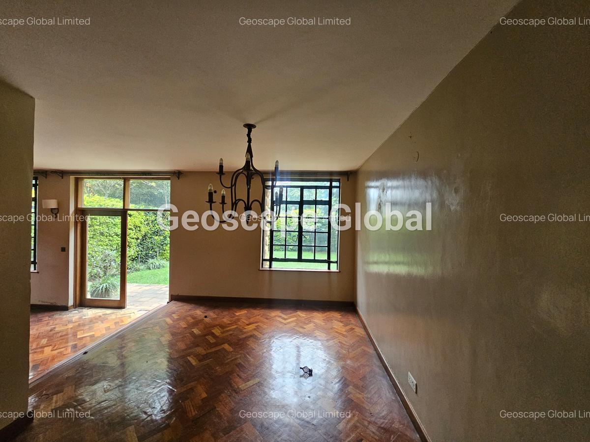 5 Bed Townhouse with En Suite in Lavington - 11