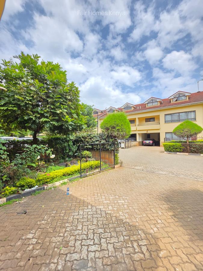 5 Bed Townhouse with En Suite at Gitanga Road - 11
