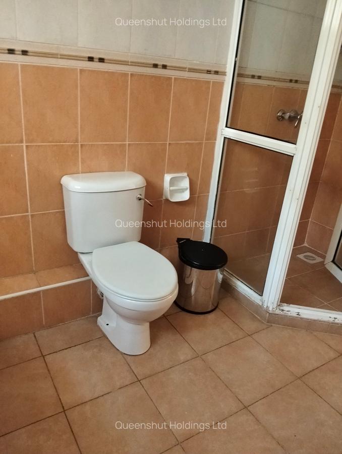 3 Bed Apartment with En Suite in State House - 15