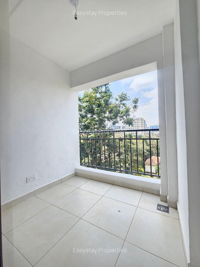 3 Bed Apartment with En Suite in Westlands Area - 2