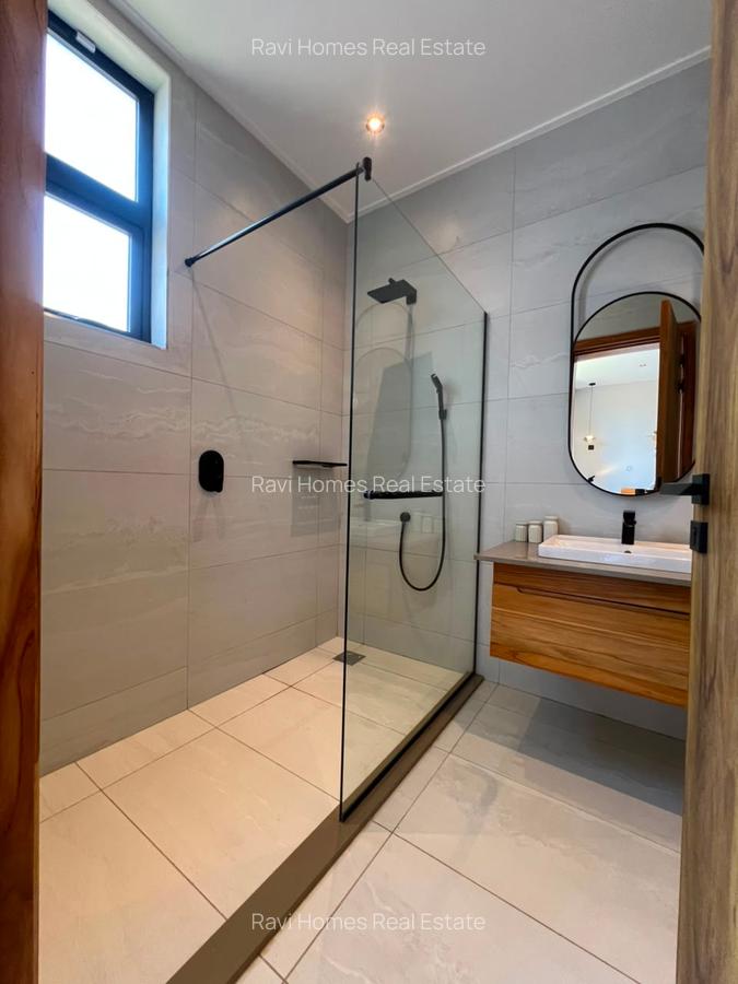 4 Bed Villa with En Suite in Loresho - 2