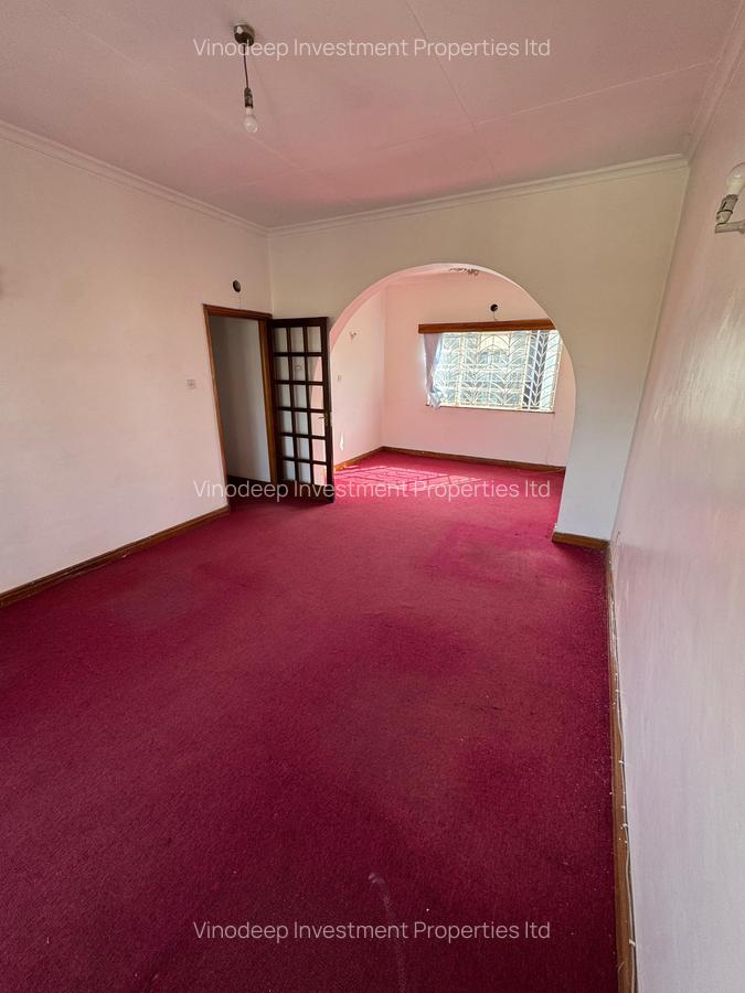 900 ft² Commercial Property with Service Charge Included at Old Waiyaki Way - 1