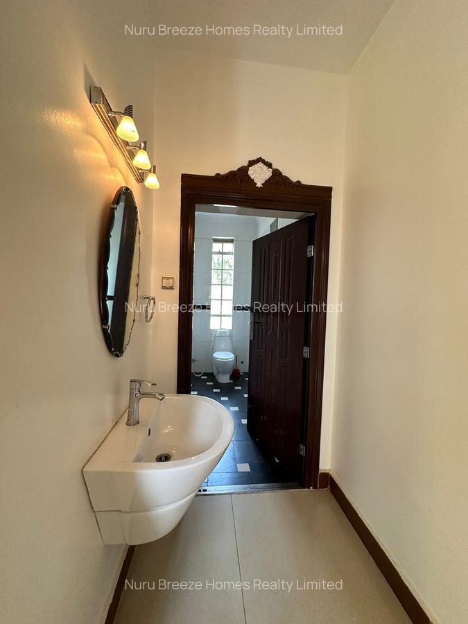 5 Bed House with En Suite in Nyari - 14
