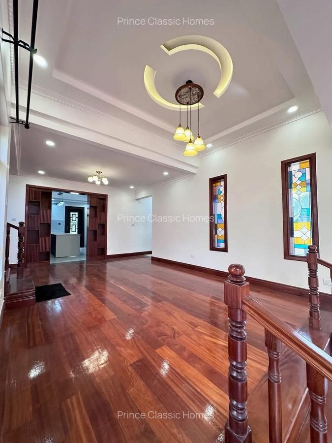 5 Bed Townhouse with En Suite in Karen - 5