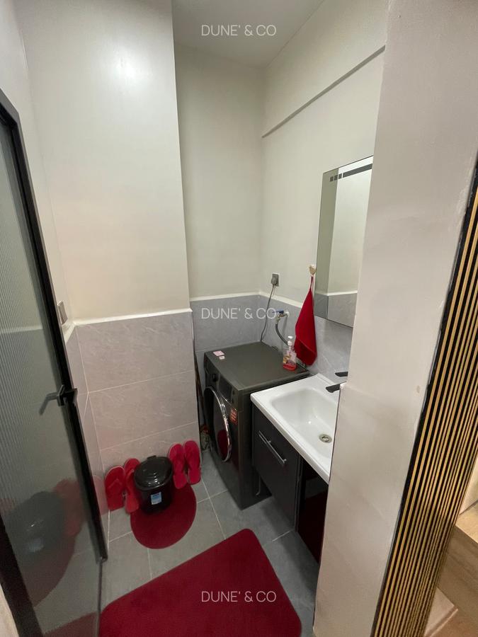 Serviced 1 Bed Apartment with En Suite in Westlands Area - 15