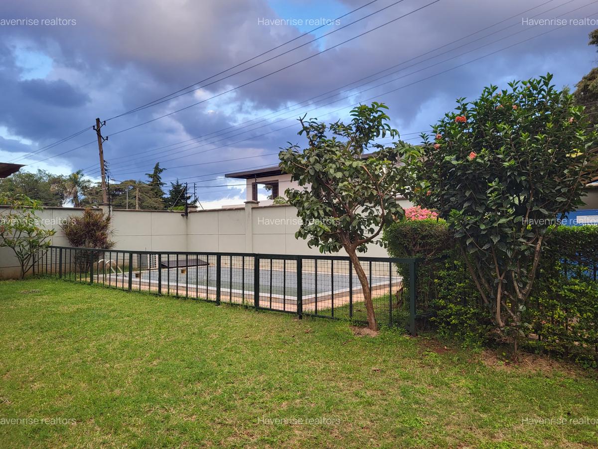 5 Bed Townhouse at Lavington - 16