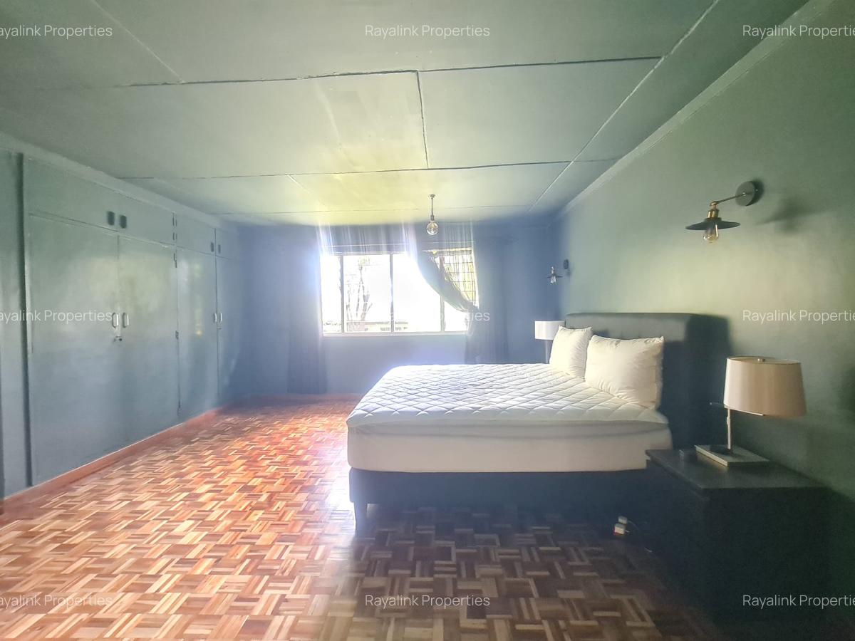 4 Bed House with En Suite at Loresho - 6