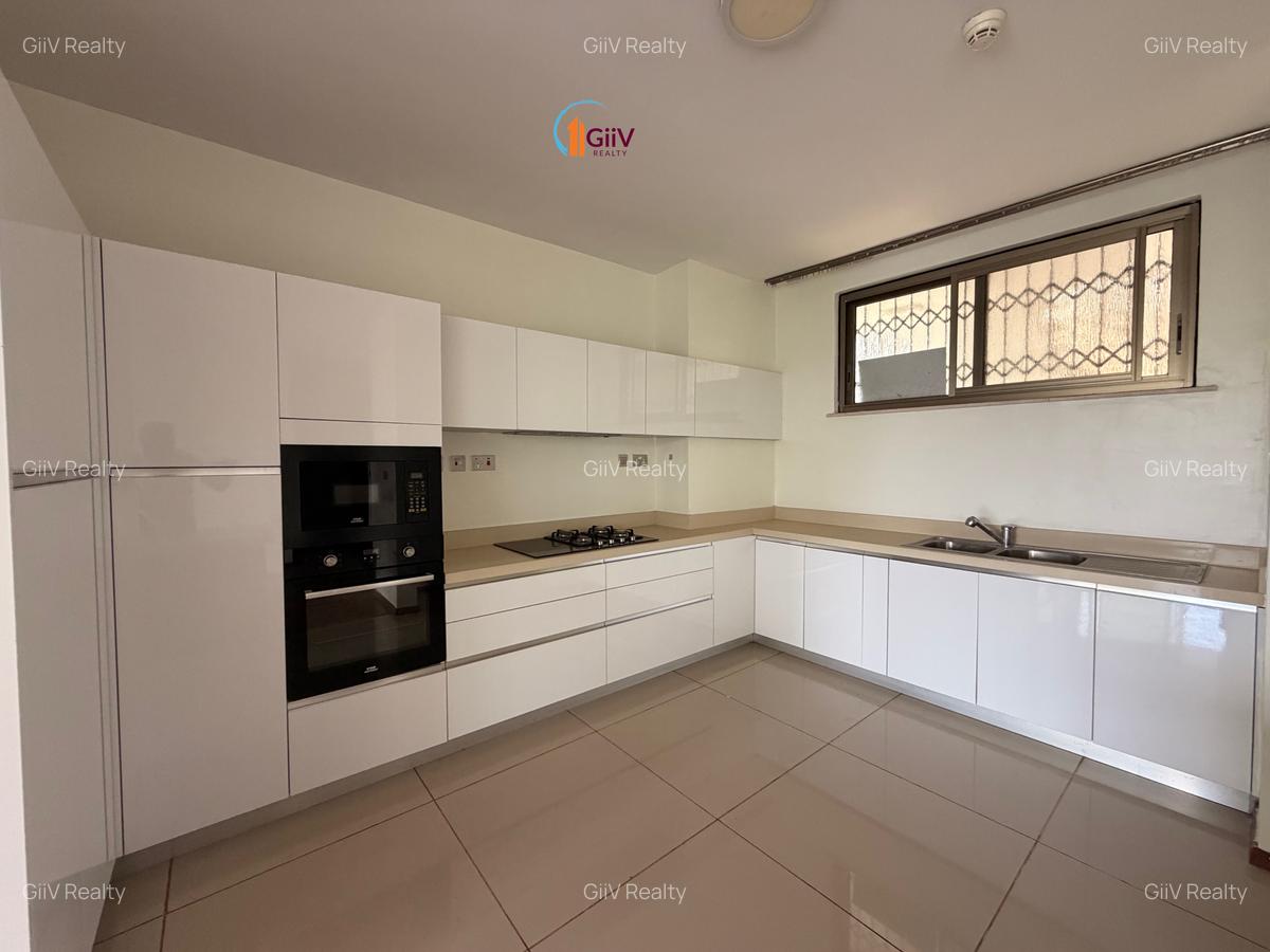 3 Bed Apartment with En Suite in Muthaiga - 5