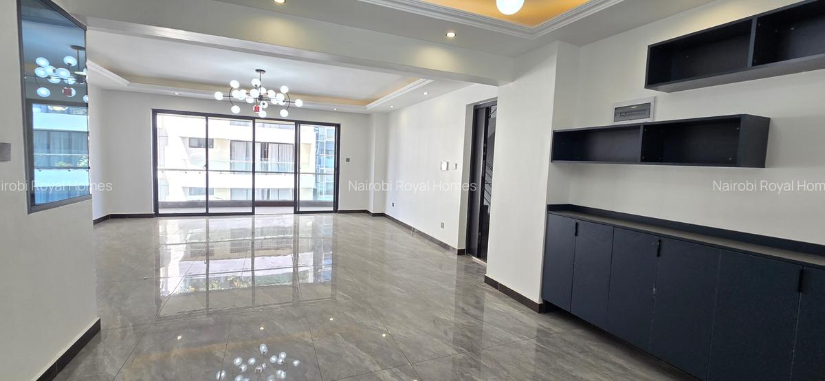 4 Bed Apartment with En Suite at Othaya Road - 16