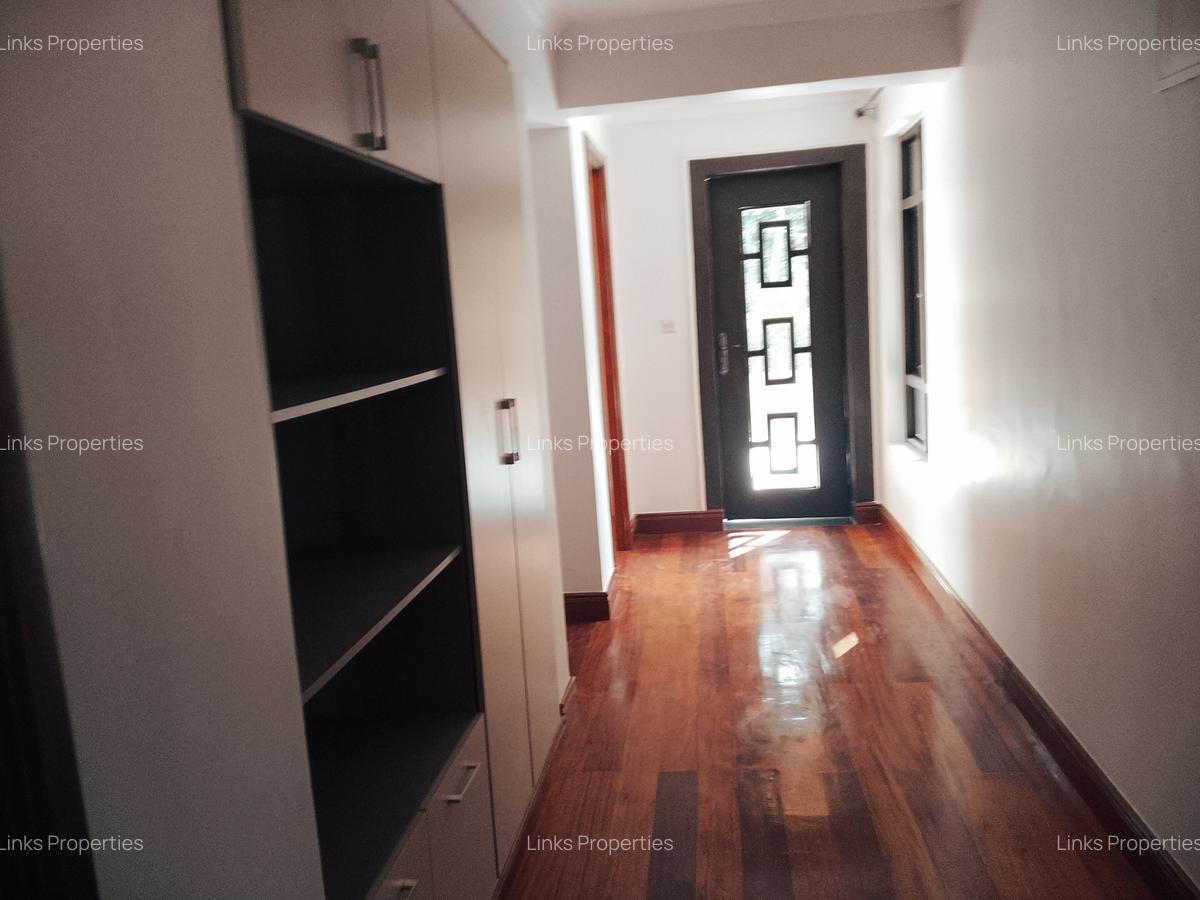 4 Bed Townhouse with En Suite at Karen - 17