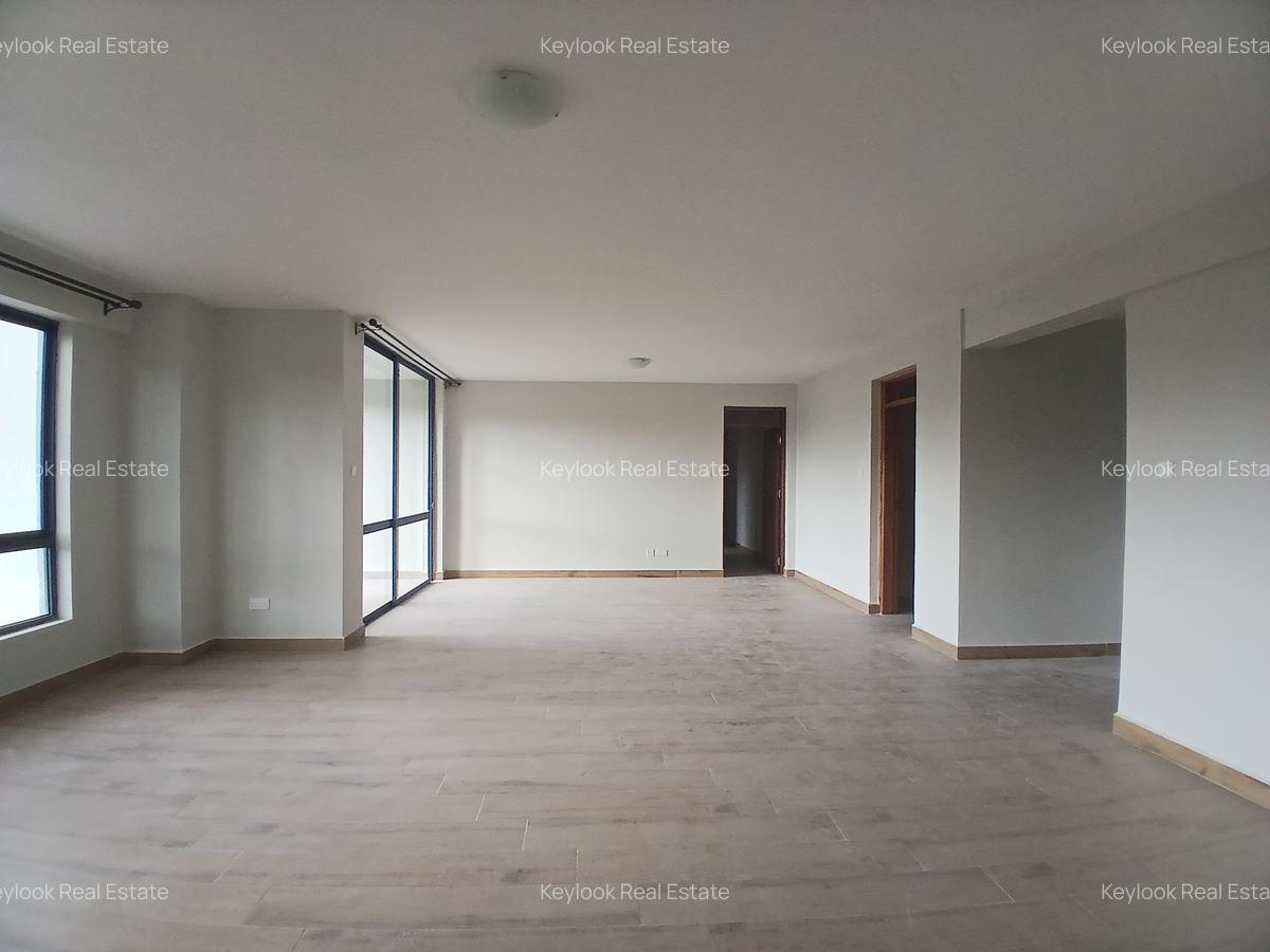 3 Bed Apartment with En Suite at Mandera Road - 4