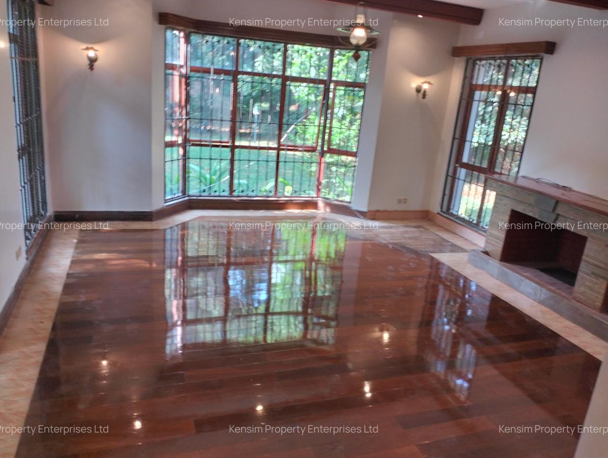 5 Bed Townhouse with En Suite in Runda - 5