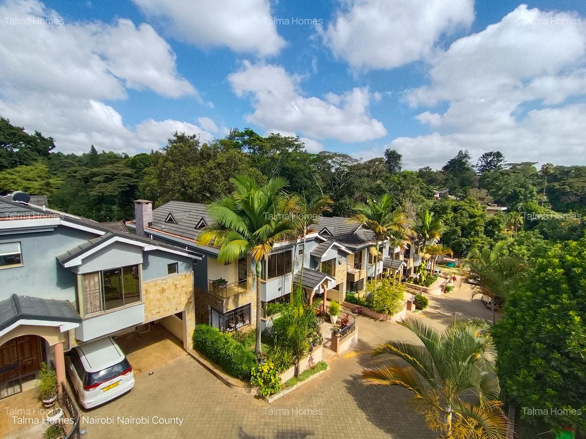 4 Bed Townhouse with En Suite at Westlands - 1