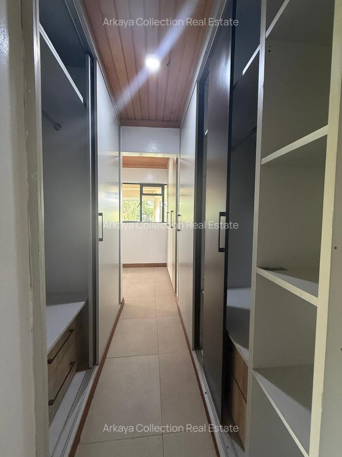 4 Bed House in Runda - 16
