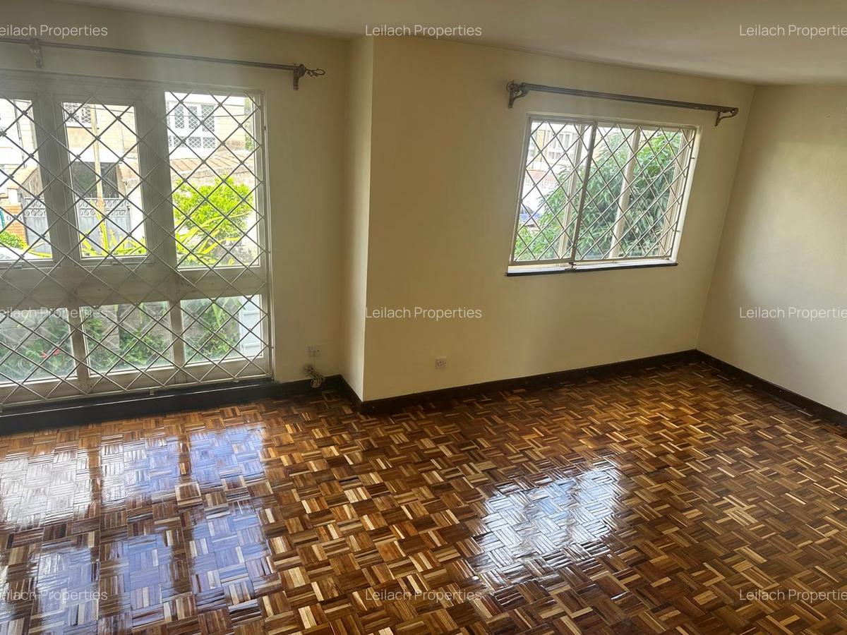 5 Bed House with En Suite in South C - 6