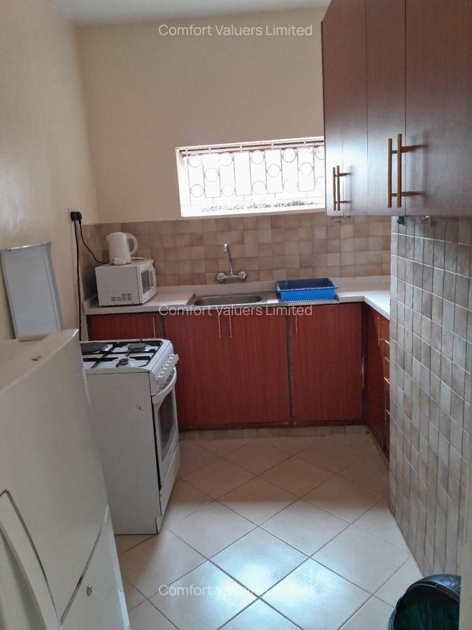 Serviced 1 Bed Apartment with En Suite at Lavington - 15