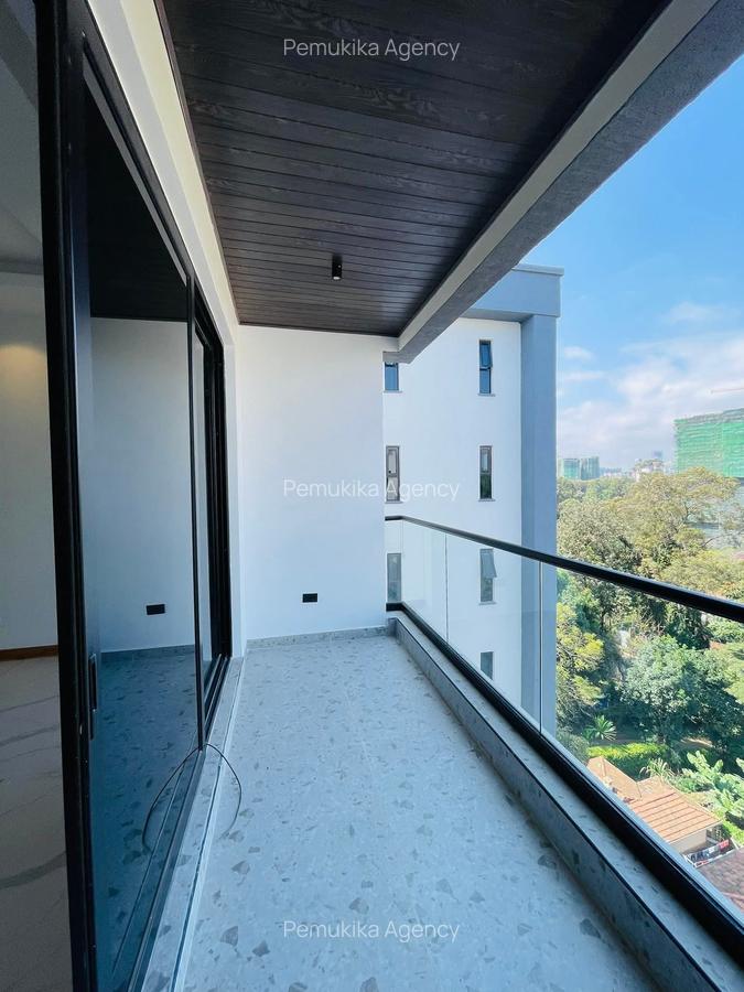 Serviced 2 Bed Apartment with En Suite in Westlands Area - 3