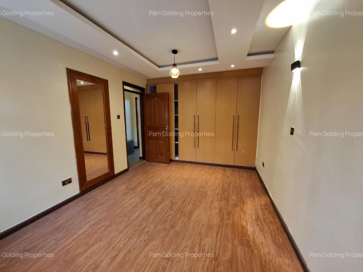 5 Bed Townhouse at Kigwa Road - 12