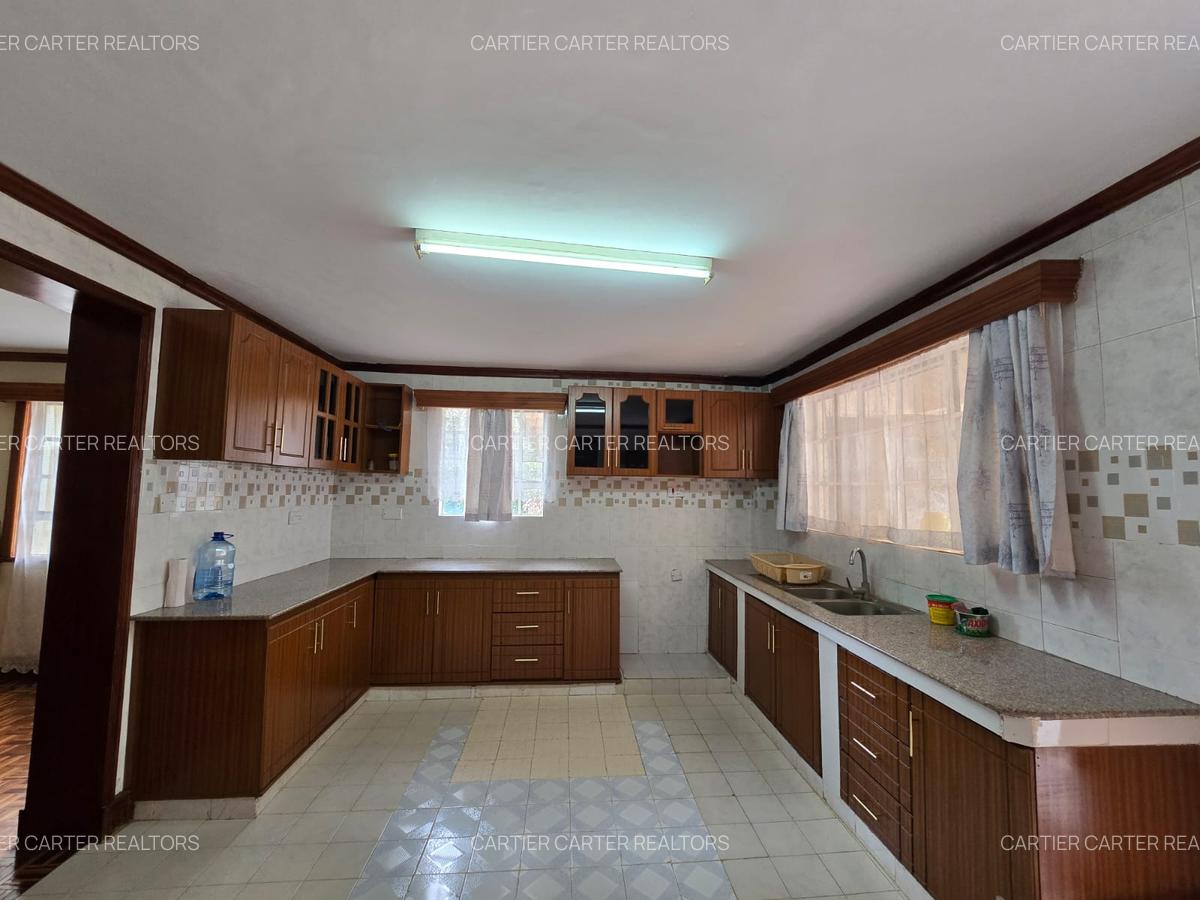 5 Bed Townhouse with En Suite in Runda - 6